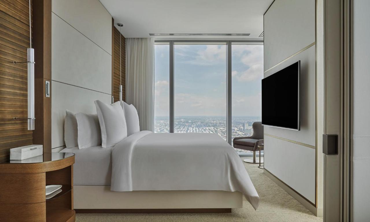 Four Seasons At Comcast Center Hotel